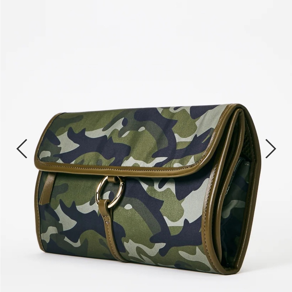Folding Jewelry Case (camouflage faux leather)